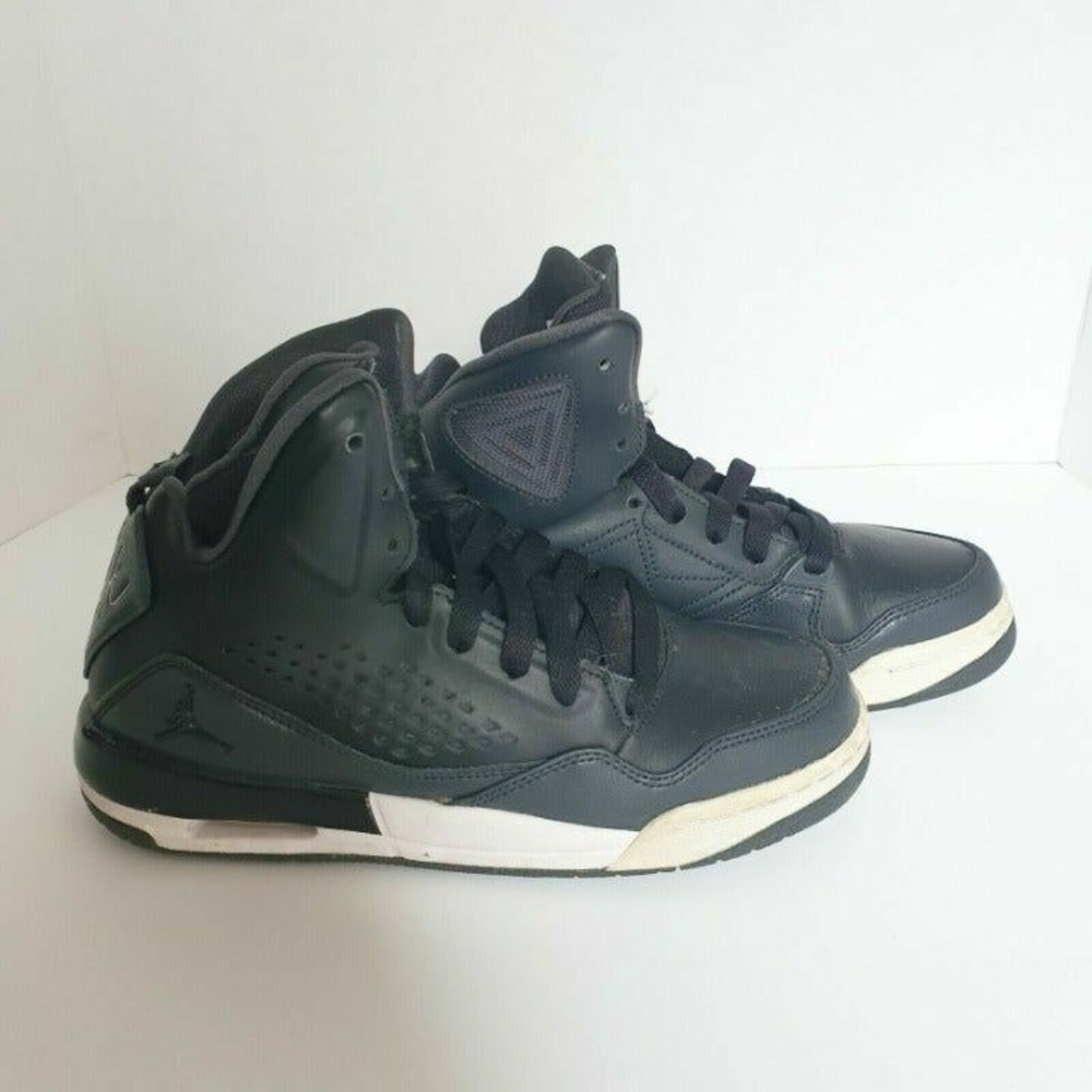 Jordan Flight High Top Shoes Black Size 5Y Sneakers Boys Girls‎